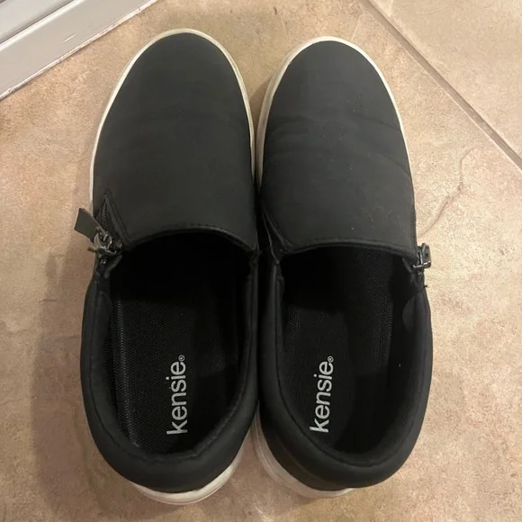 Kensie Black Slip-On Sneakers - Picture 4 of 7